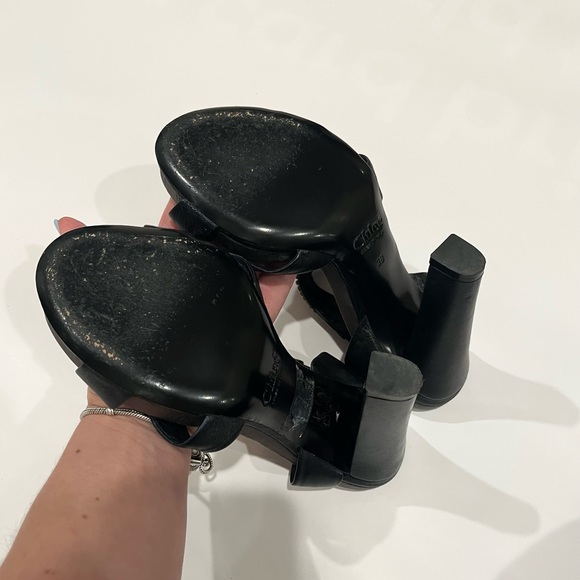 Chloe woman’s size 7.5 black and metallic grey leather high heels - Picture 5 of 5